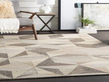 What Are Hand-Tufted Carpets